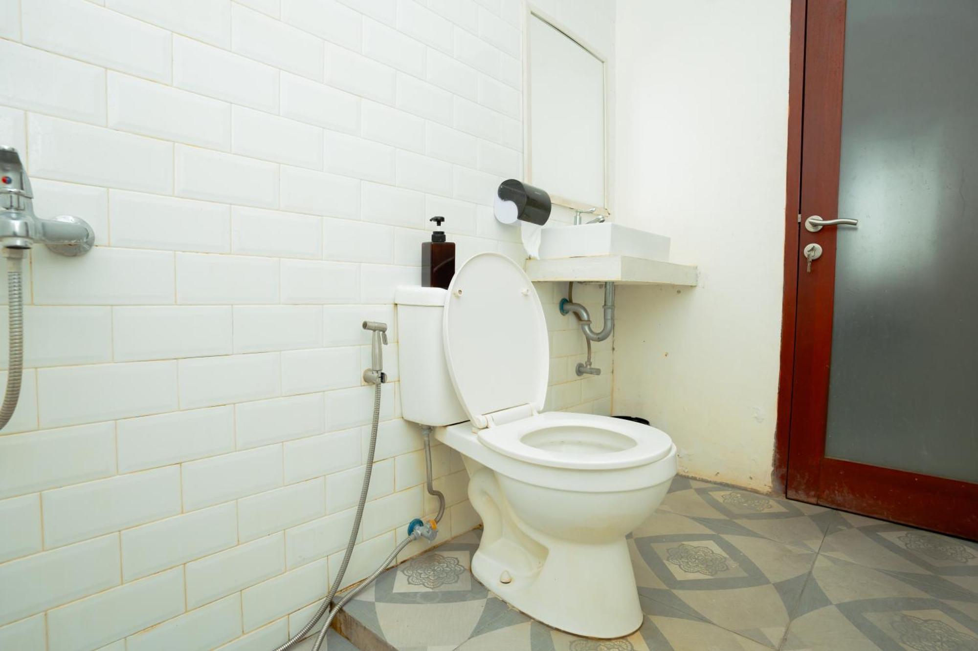 Reddoorz Syariah Near Lombok Epicentrum Mall Mataram Exteriér fotografie